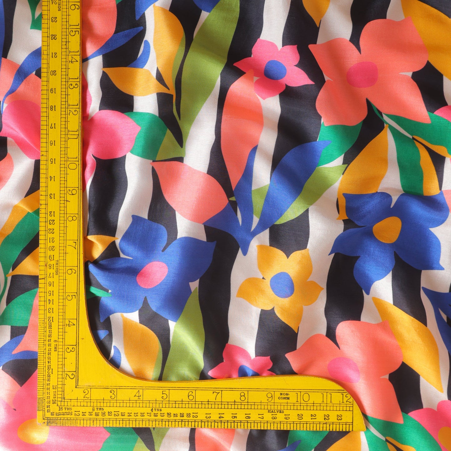 Pure Russian Silk Abstract Floral Pattern Printed Fabric