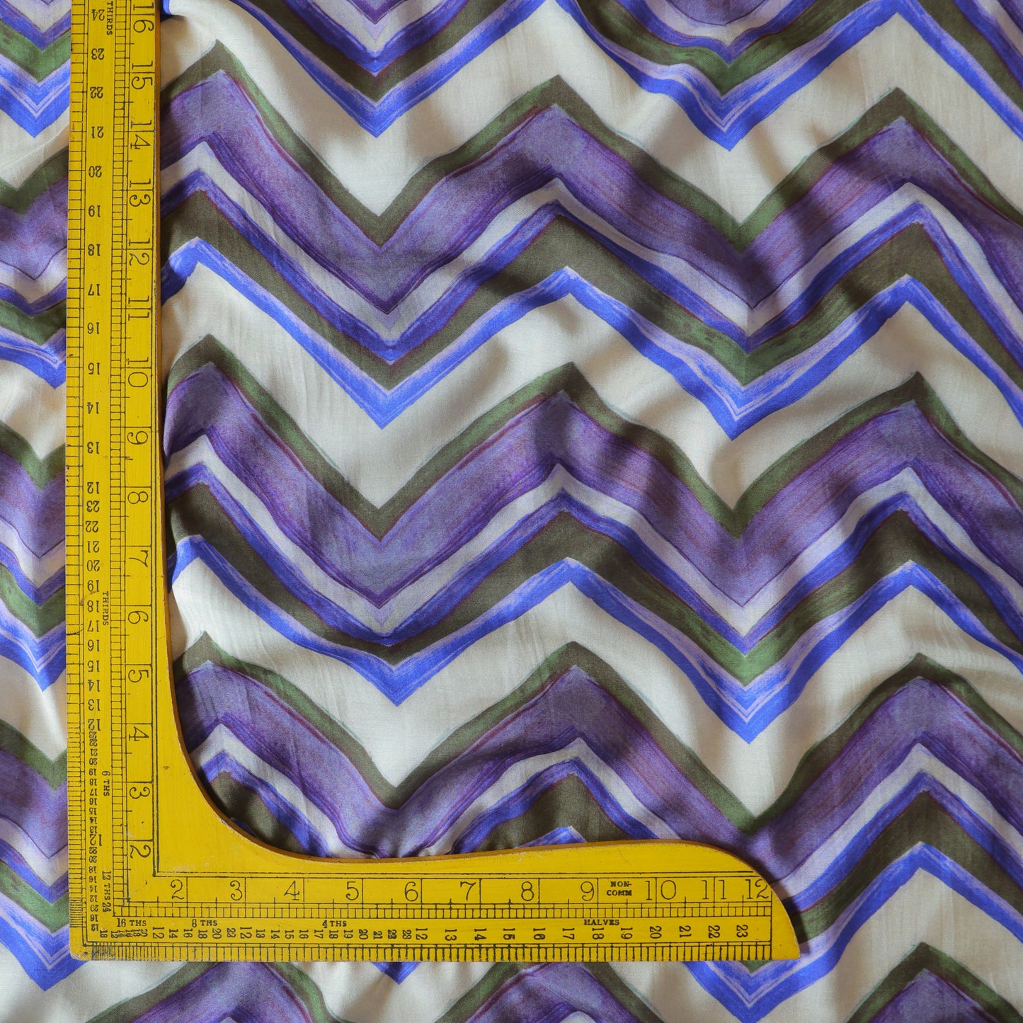 2 Piece Set (2.5mtr+2.5mtr) Pure Muslin Silk Printed Fabric