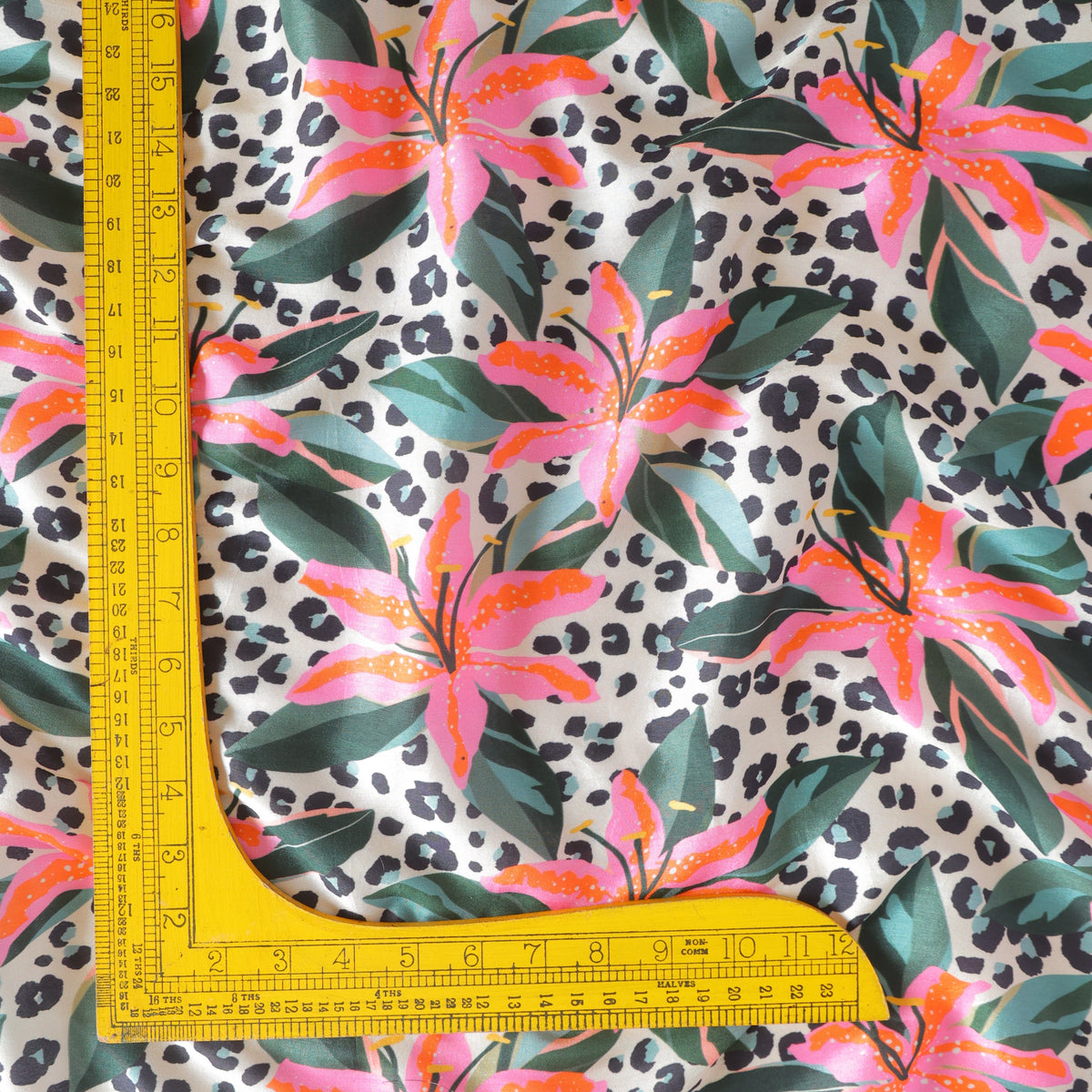 Pure Russian Silk Floral Pattern Printed Fabric